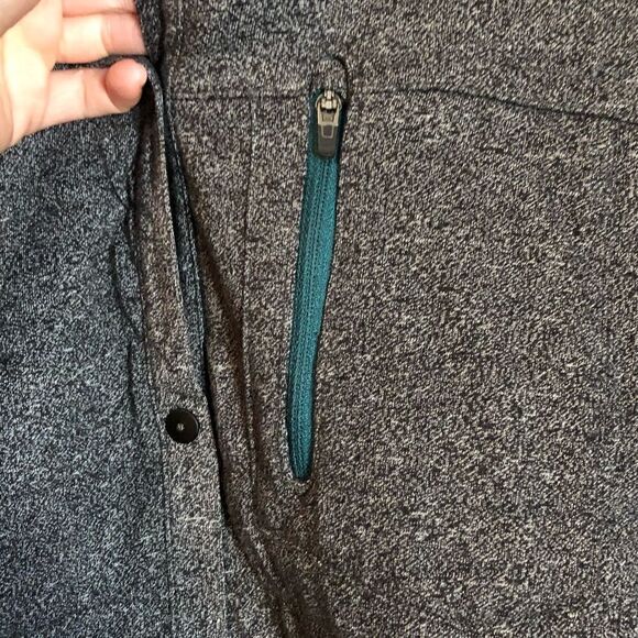 L.L.Bean grey snap button shirt‎ coat. Size small - Picture 5 of 9